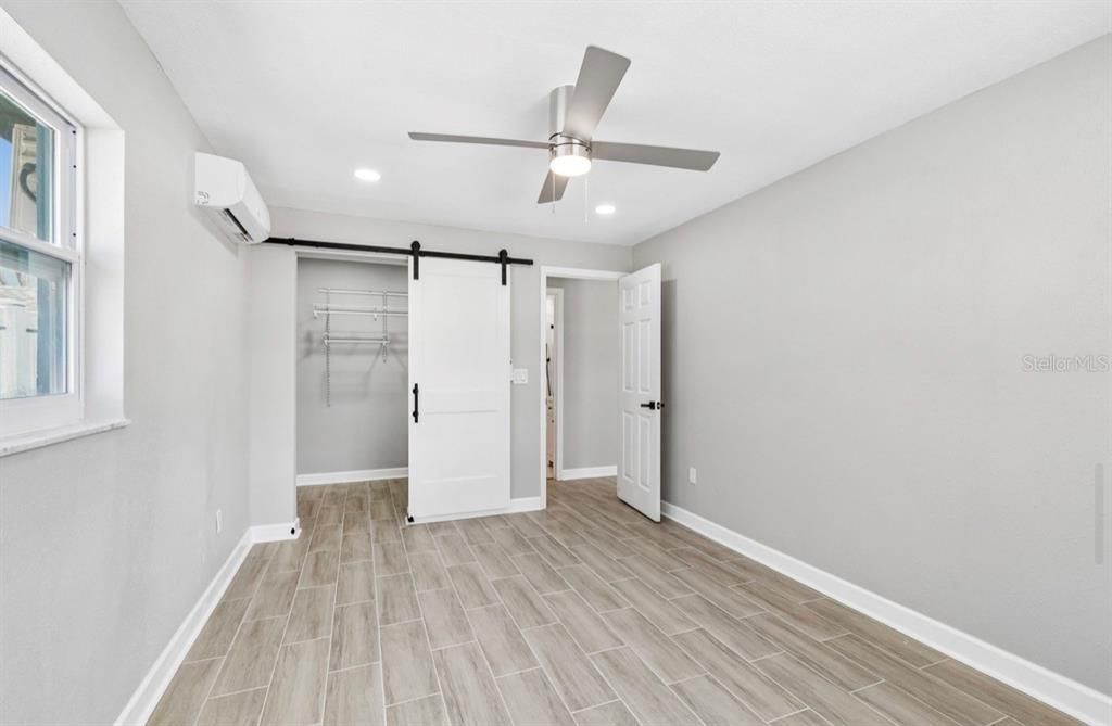 For Sale: $499,900 (3 beds, 2 baths, 1399 Square Feet)
