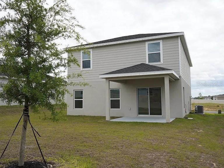 For Rent: $2,100 (4 beds, 2 baths, 1895 Square Feet)