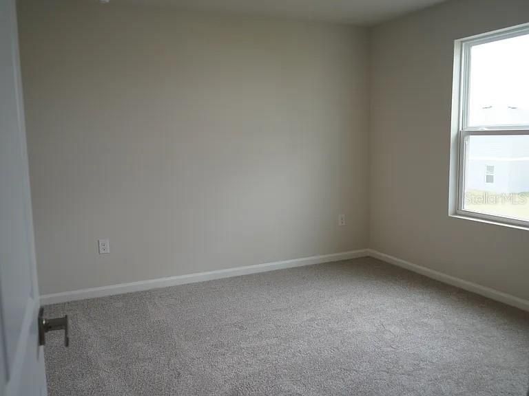 For Rent: $2,100 (4 beds, 2 baths, 1895 Square Feet)