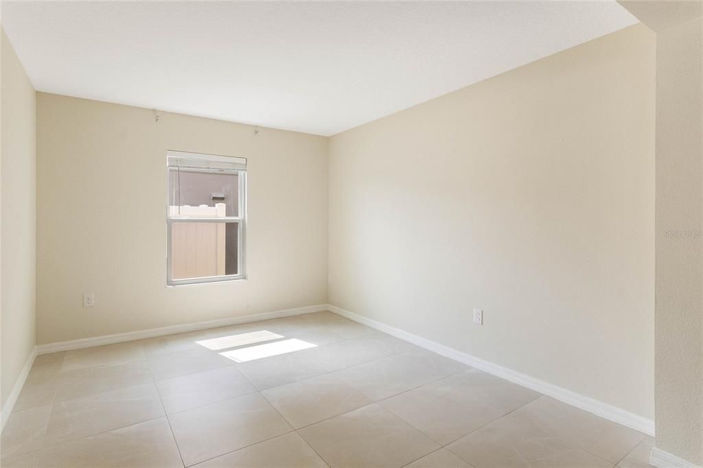 For Rent: $2,200 (3 beds, 2 baths, 2026 Square Feet)