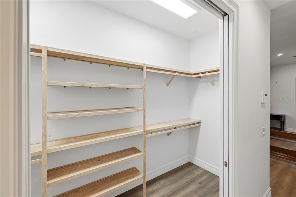 En Venta: $2,500,000 (3 camas, 3 baños, 4393 Pies cuadrados)