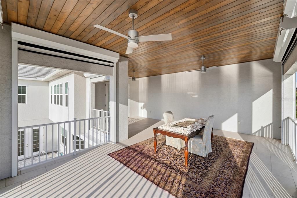 En Venta: $2,500,000 (3 camas, 3 baños, 4393 Pies cuadrados)