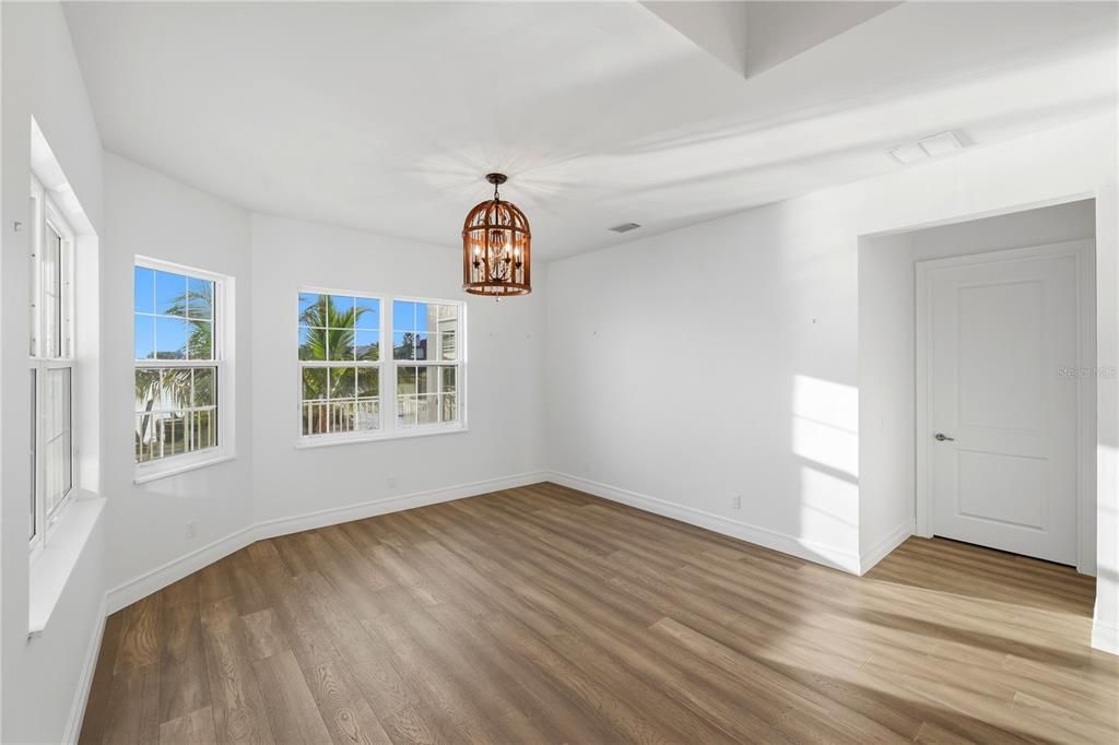En Venta: $2,500,000 (3 camas, 3 baños, 4393 Pies cuadrados)
