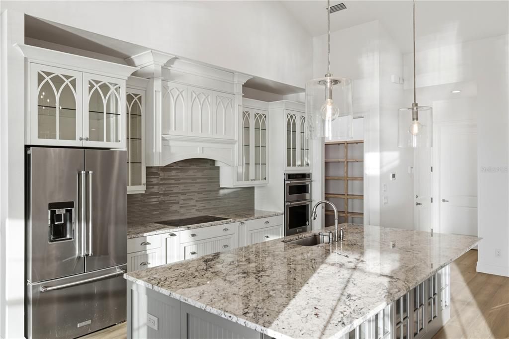 En Venta: $2,500,000 (3 camas, 3 baños, 4393 Pies cuadrados)
