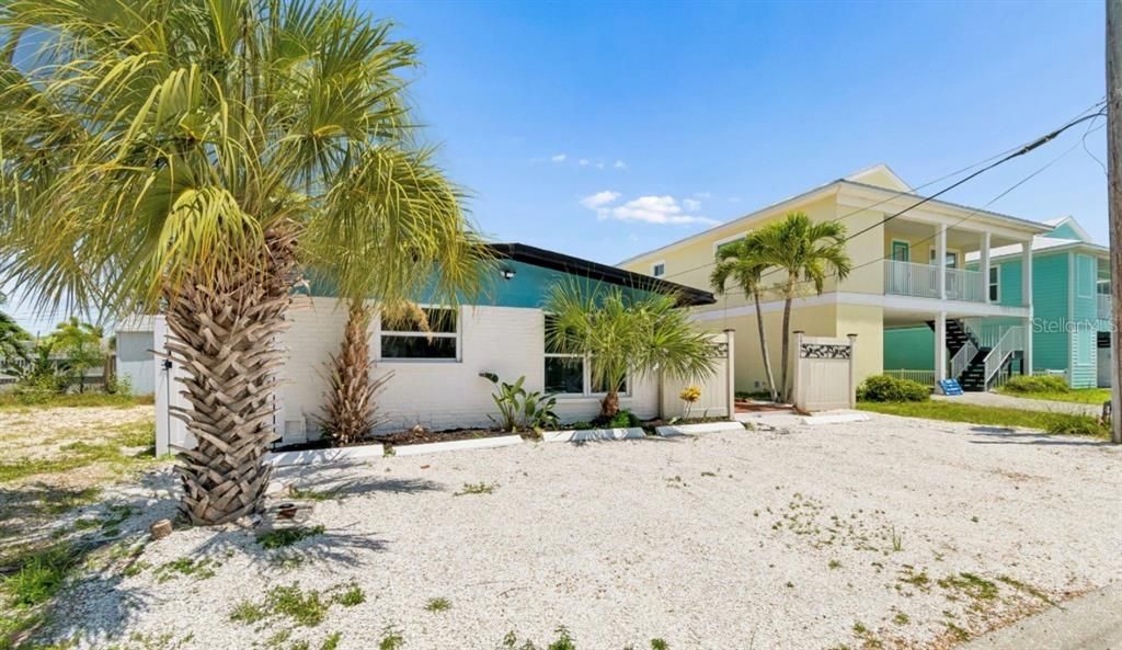 For Sale: $499,900 (3 beds, 0 baths, 1399 Square Feet)