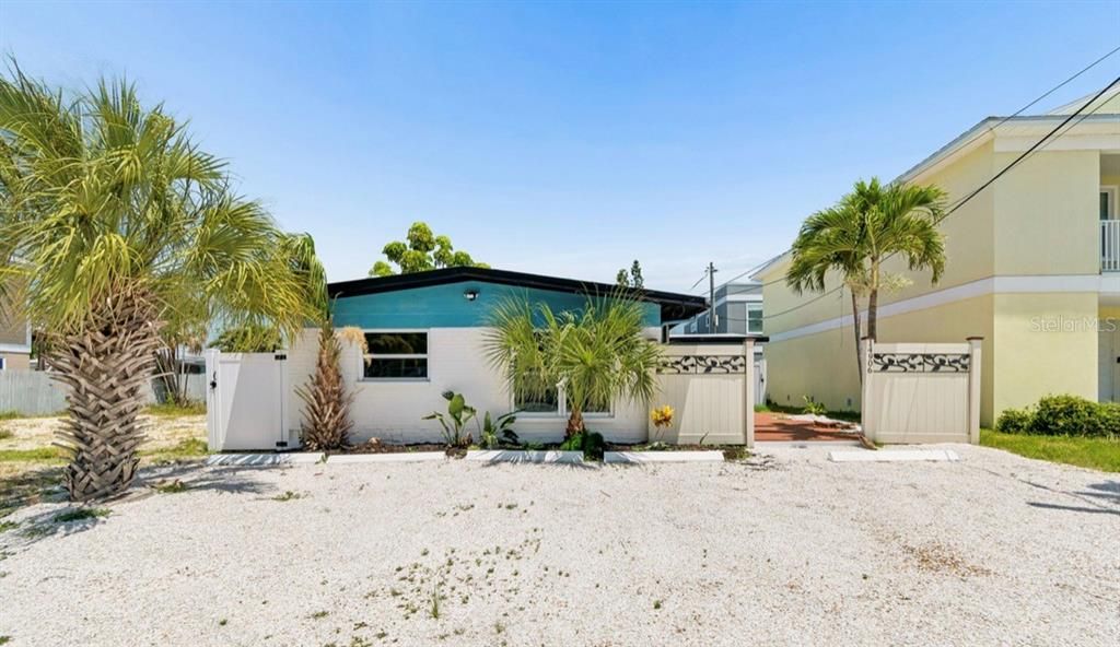 For Sale: $499,900 (3 beds, 0 baths, 1399 Square Feet)