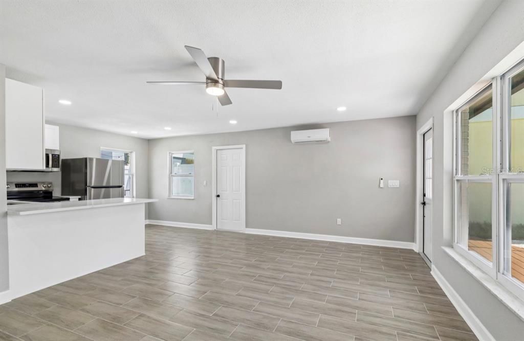 For Sale: $499,900 (3 beds, 0 baths, 1399 Square Feet)