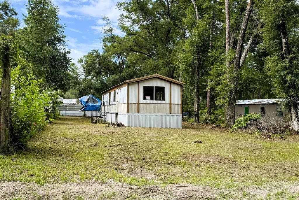 For Sale: $64,900 (2 beds, 1 baths, 672 Square Feet)