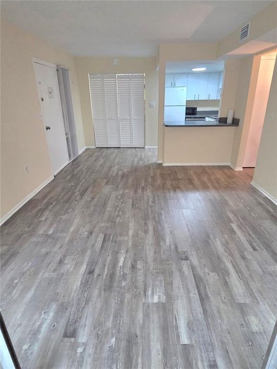 В аренду: $1,500 (1 спален, 1 ванн, 710 Квадратных фут)