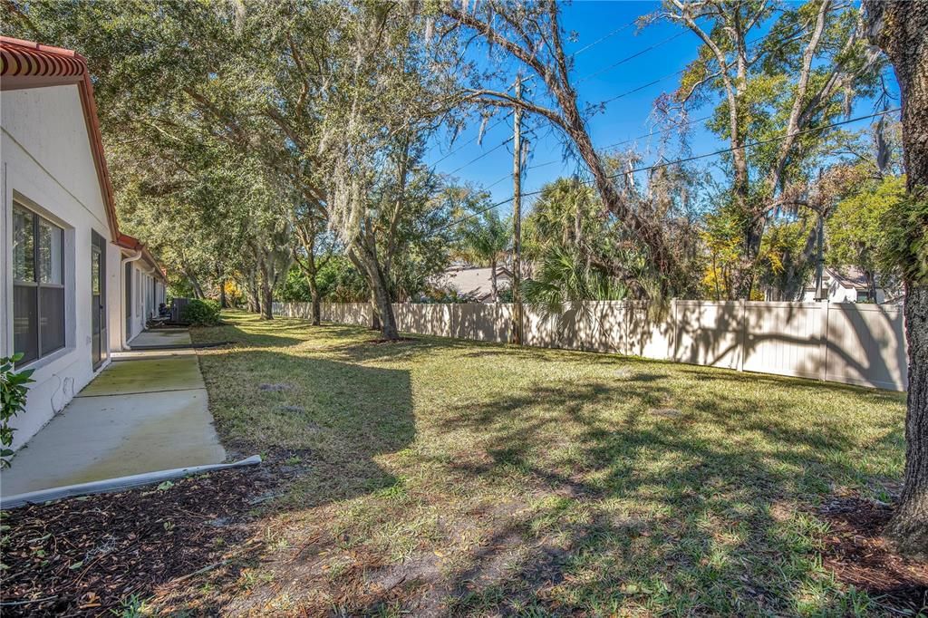 For Rent: $2,190 (3 beds, 2 baths, 1595 Square Feet)