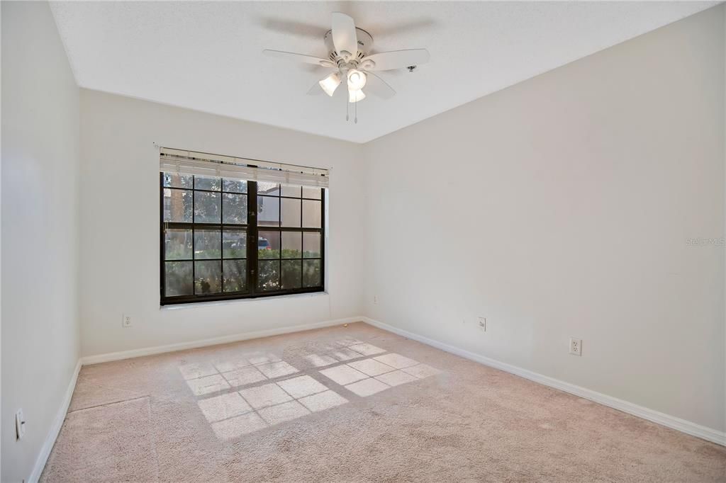 For Rent: $2,190 (3 beds, 2 baths, 1595 Square Feet)