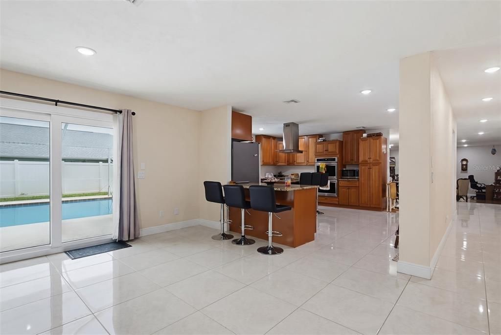 For Sale: $689,000 (4 beds, 3 baths, 2996 Square Feet)