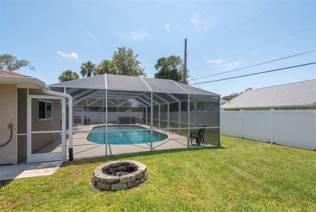 For Sale: $689,000 (4 beds, 3 baths, 2996 Square Feet)