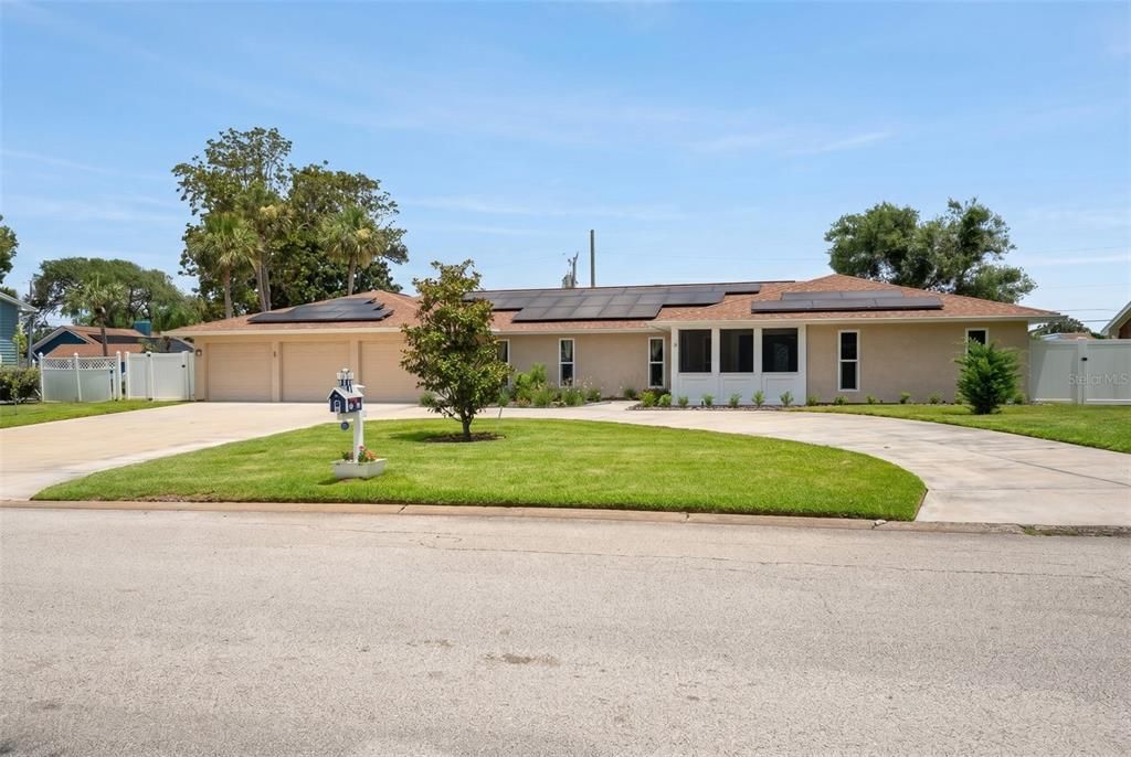 For Sale: $689,000 (4 beds, 3 baths, 2996 Square Feet)