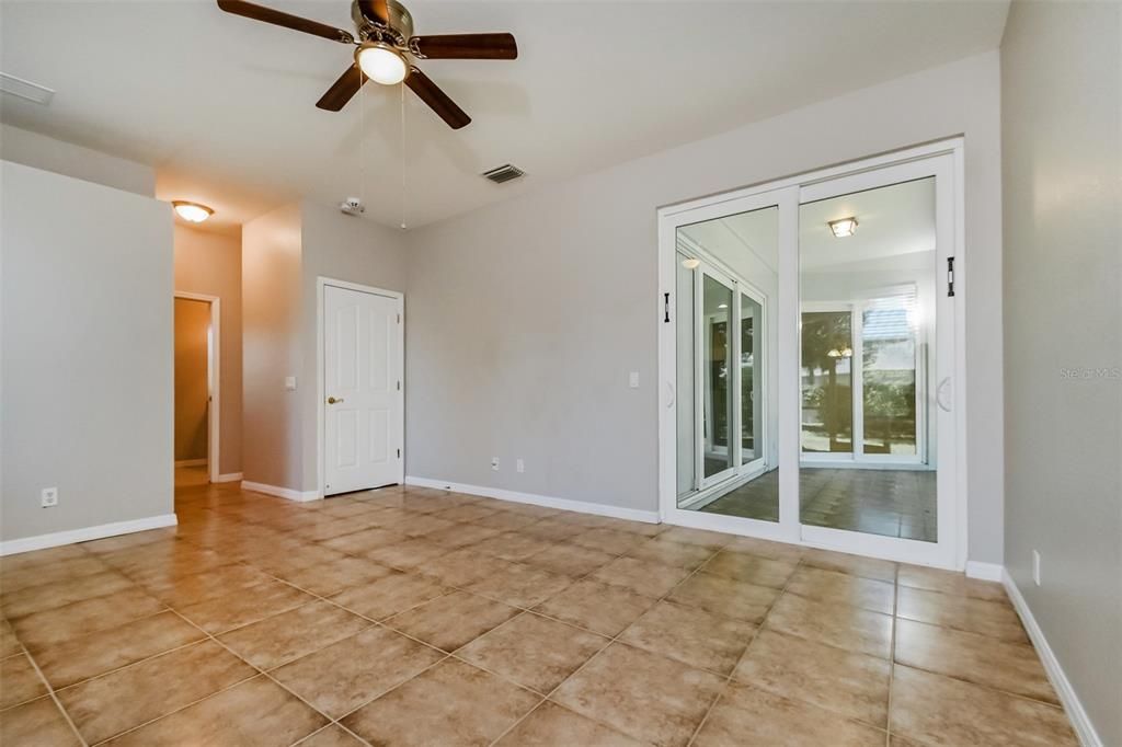 For Sale: $300,000 (3 beds, 2 baths, 1540 Square Feet)
