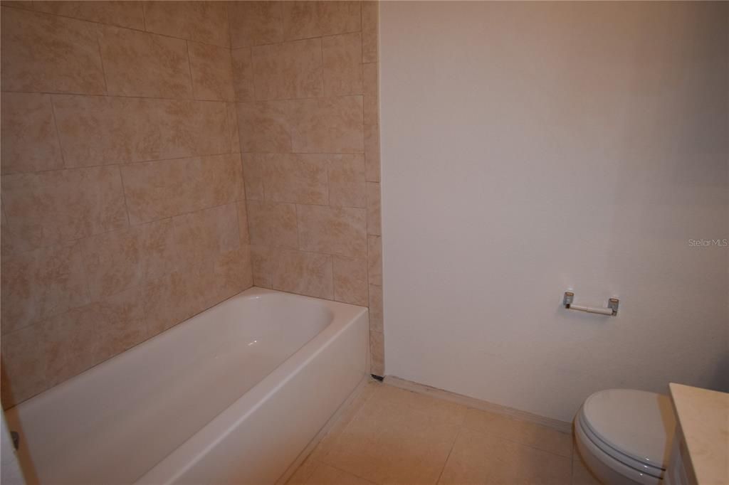 For Rent: $2,700 (2 beds, 2 baths, 1443 Square Feet)