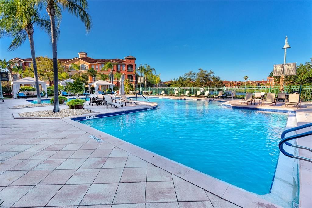 For Rent: $2,700 (2 beds, 2 baths, 1443 Square Feet)