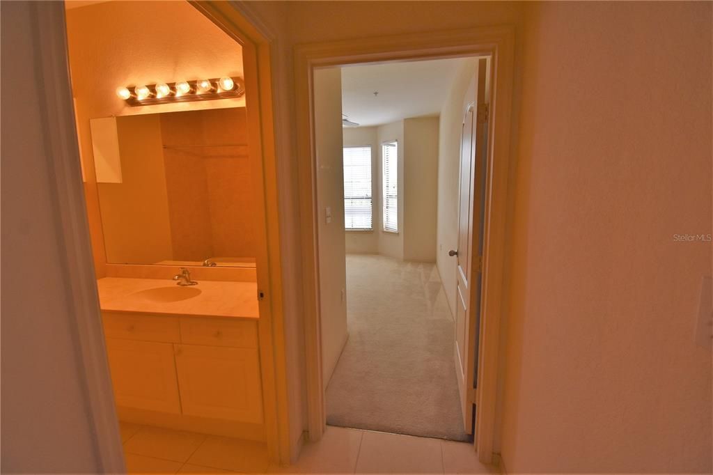 For Rent: $2,700 (2 beds, 2 baths, 1443 Square Feet)