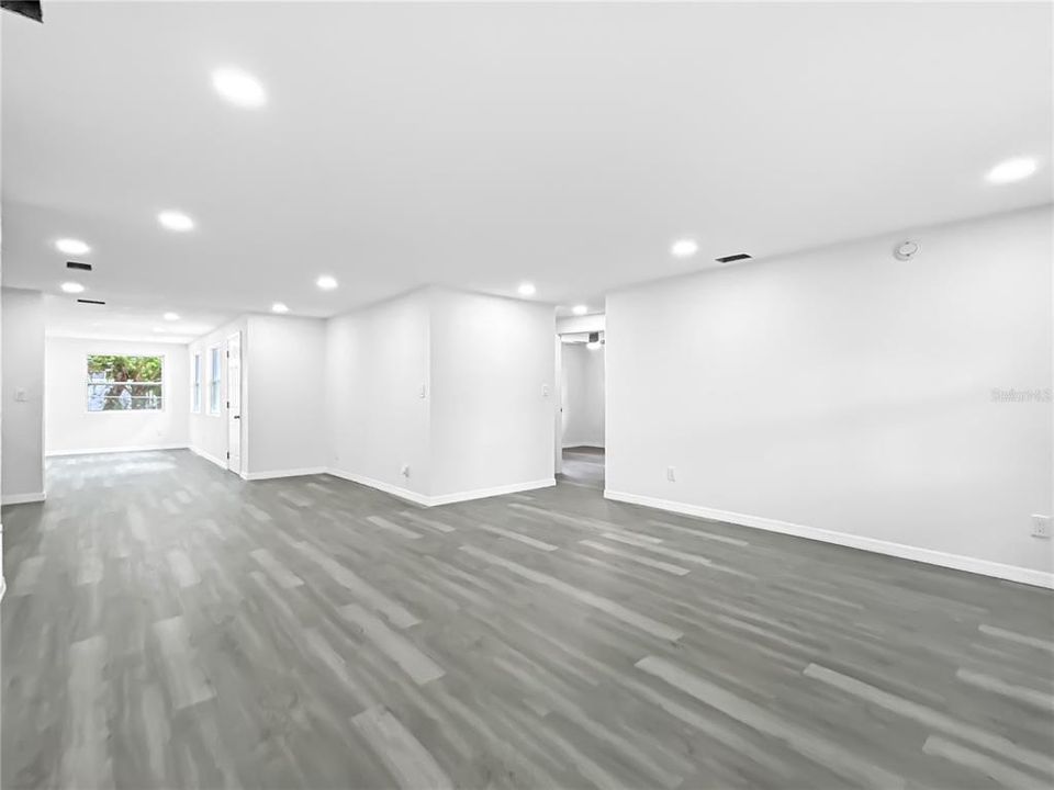 На продажу: $275,000 (3 спален, 2 ванн, 1525 Квадратных фут)