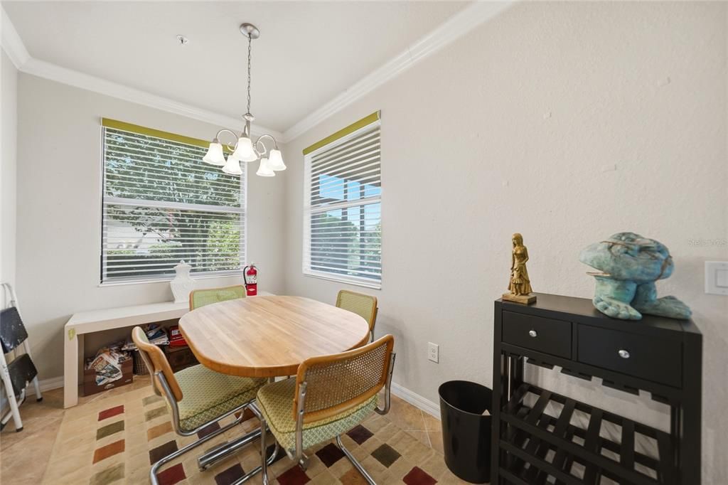 For Sale: $349,000 (3 beds, 2 baths, 1706 Square Feet)
