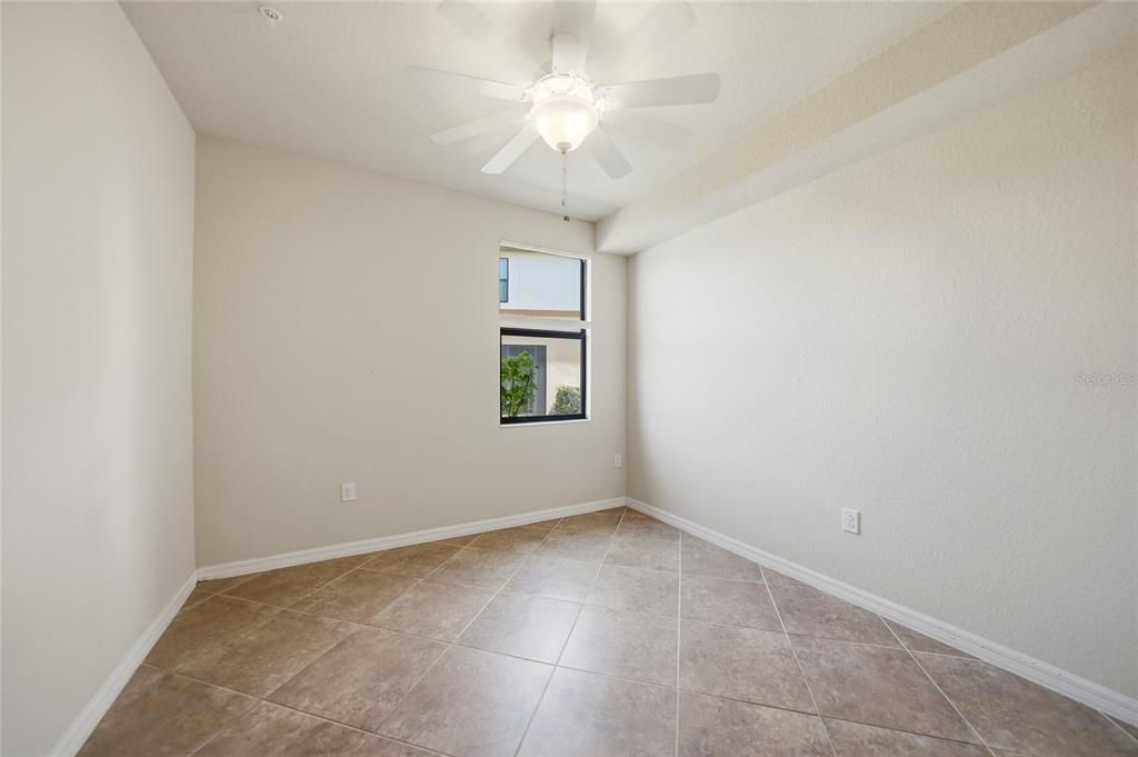 For Sale: $349,000 (3 beds, 2 baths, 1706 Square Feet)