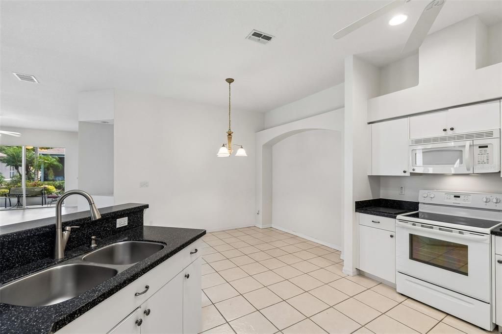 En Venta: $275,000 (3 camas, 2 baños, 1719 Pies cuadrados)