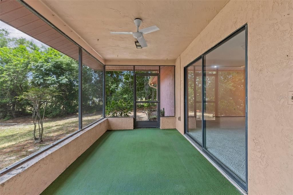 For Sale: $445,000 (3 beds, 2 baths, 1932 Square Feet)