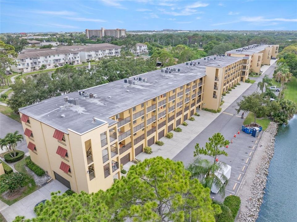 На продажу: $271,500 (2 спален, 2 ванн, 1000 Квадратных фут)