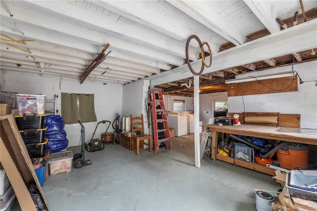 For Sale: $419,000 (3 beds, 1 baths, 1420 Square Feet)