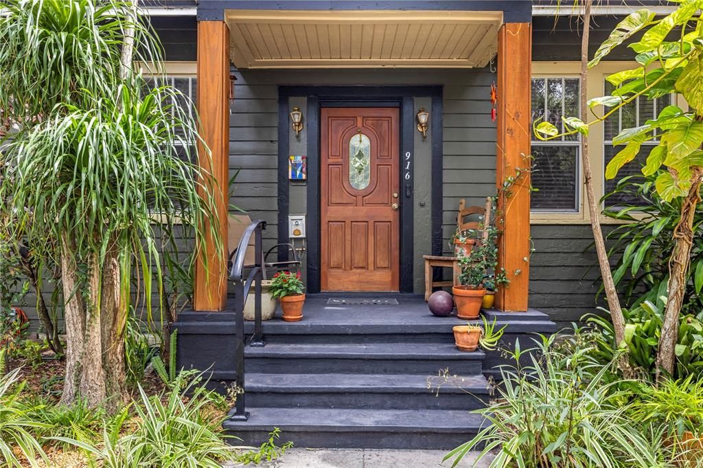 For Sale: $419,000 (3 beds, 1 baths, 1420 Square Feet)