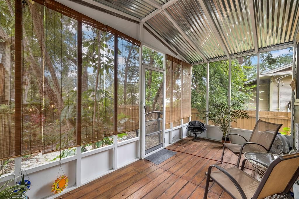 For Sale: $419,000 (3 beds, 1 baths, 1420 Square Feet)