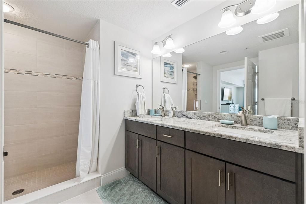 For Sale: $749,000 (3 beds, 2 baths, 1479 Square Feet)
