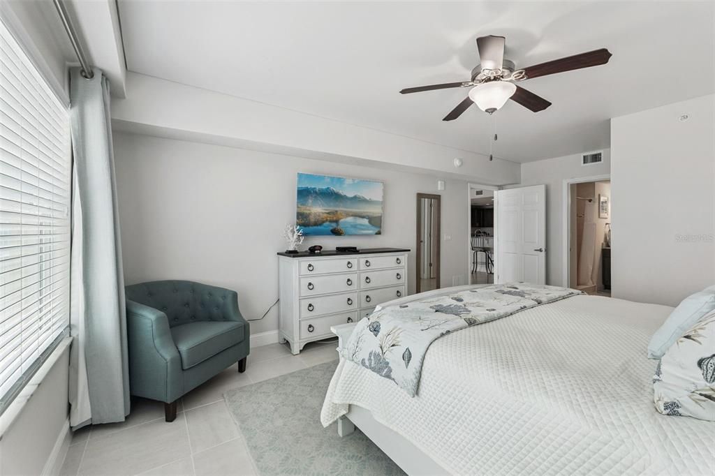 For Sale: $749,000 (3 beds, 2 baths, 1479 Square Feet)