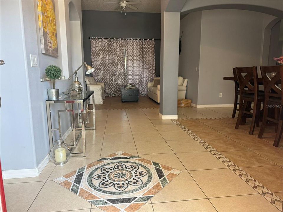 For Sale: $450,000 (3 beds, 3 baths, 2238 Square Feet)