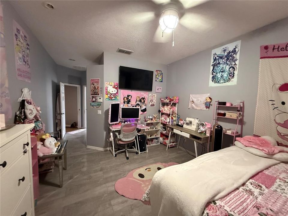 For Sale: $450,000 (3 beds, 3 baths, 2238 Square Feet)