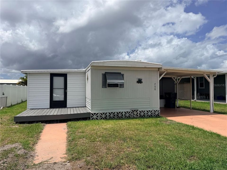 For Sale: $95,500 (3 beds, 1 baths, 610 Square Feet)
