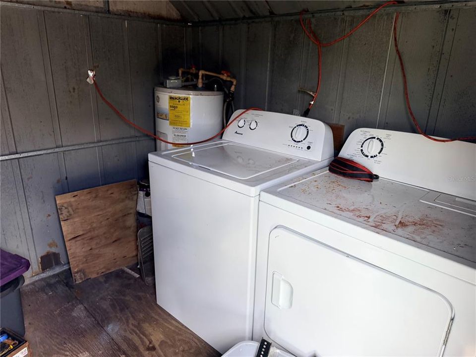 For Sale: $95,500 (3 beds, 1 baths, 610 Square Feet)