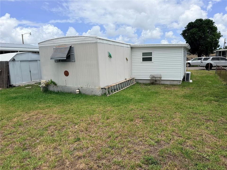 For Sale: $95,500 (3 beds, 1 baths, 610 Square Feet)