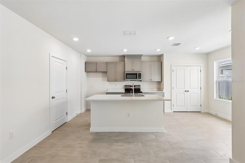 En Venta: $319,990 (3 camas, 2 baños, 1409 Pies cuadrados)