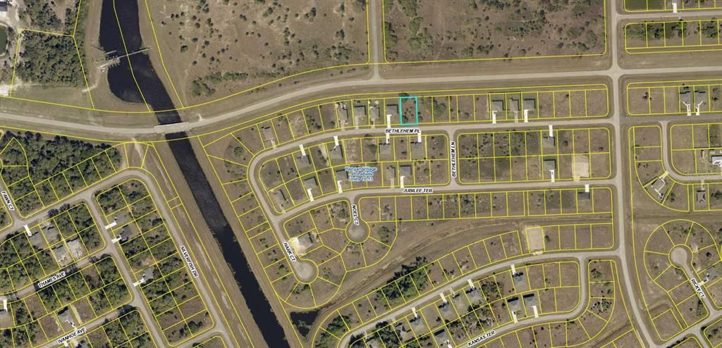En Venta: $45,000 (0.25 acres)