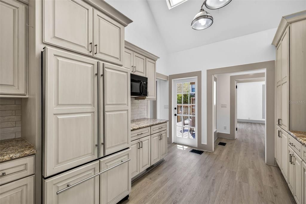 For Rent: $10,000 (4 beds, 3 baths, 2886 Square Feet)