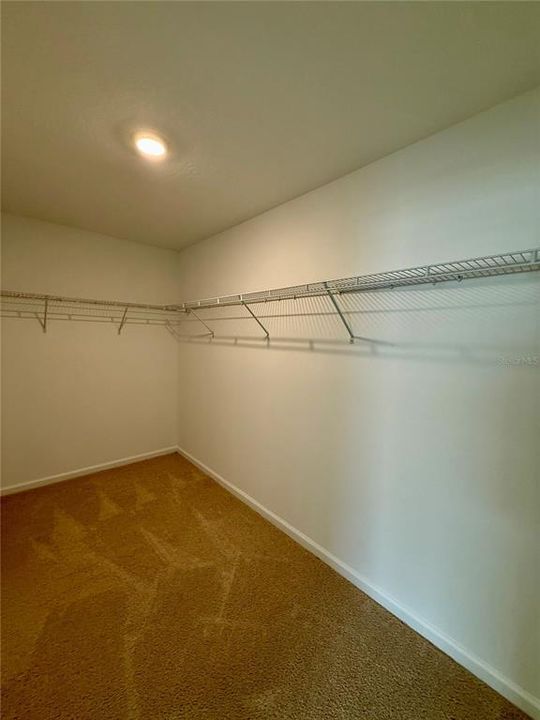 For Rent: $1,995 (3 beds, 2 baths, 1795 Square Feet)