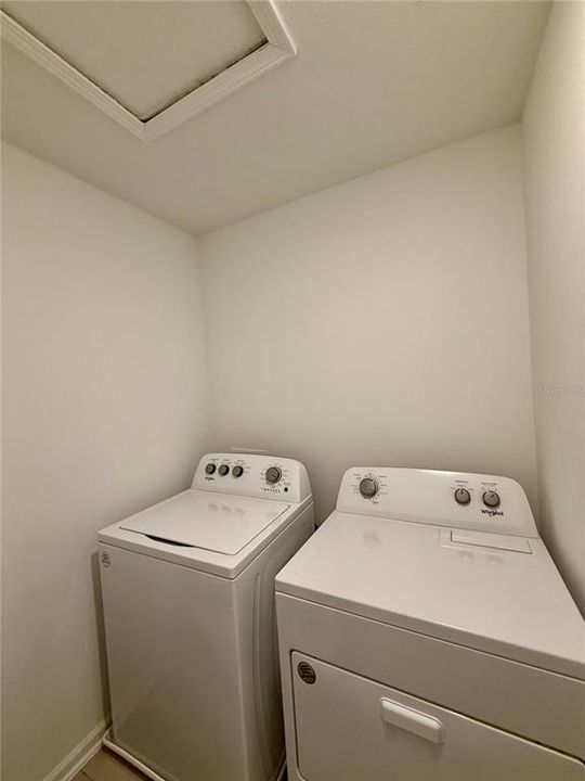For Rent: $1,995 (3 beds, 2 baths, 1795 Square Feet)