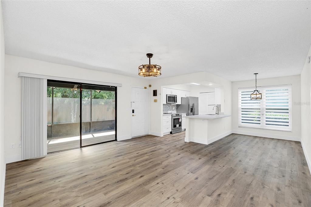 For Rent: $2,200 (3 beds, 2 baths, 1078 Square Feet)