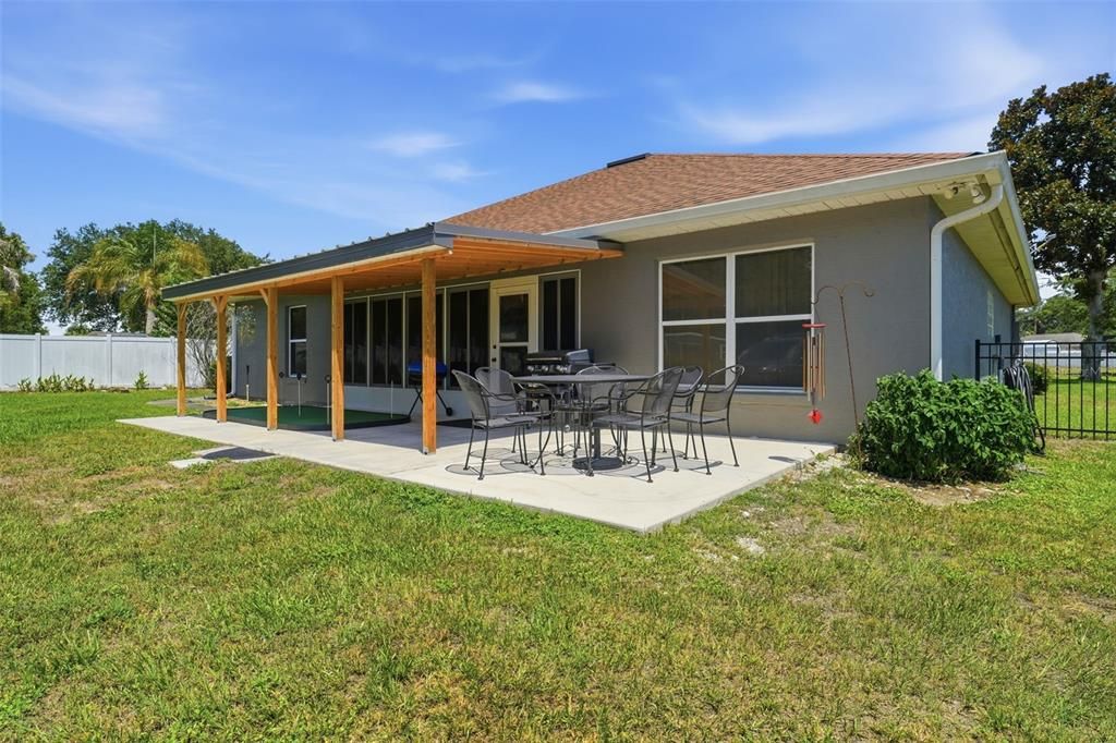 En Venta: $399,900 (3 camas, 2 baños, 1940 Pies cuadrados)