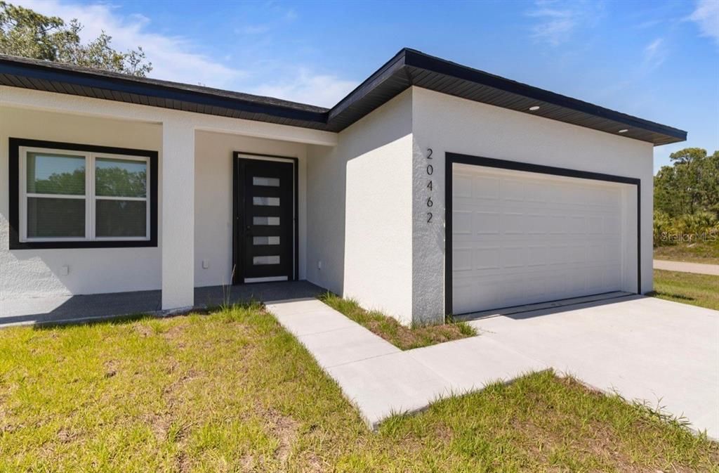 For Rent: $1,950 (3 beds, 2 baths, 1810 Square Feet)