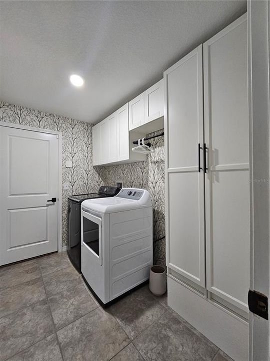 В аренду: $2,400 (3 спален, 2 ванн, 1561 Квадратных фут)