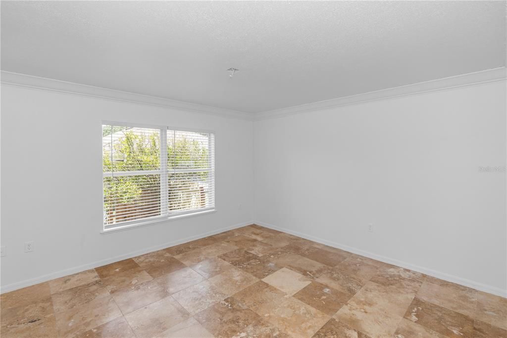 : $389,999 (4 спален, 2 ванн, 2201 Квадратных фут)