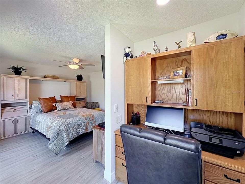 For Rent: $3,000 (2 beds, 2 baths, 2072 Square Feet)