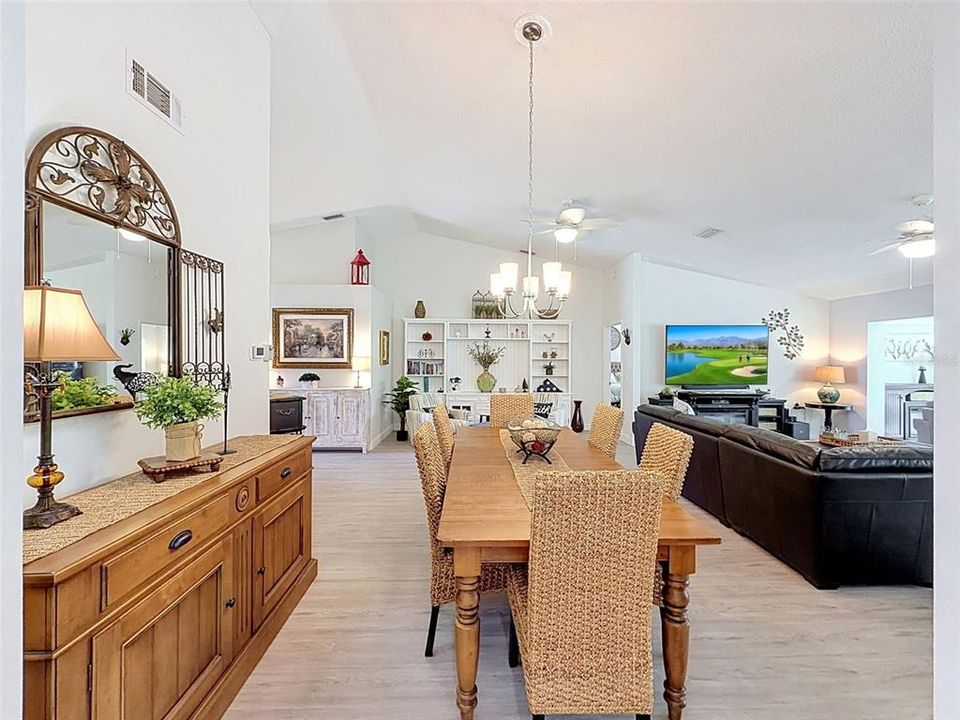 For Rent: $3,000 (2 beds, 2 baths, 2072 Square Feet)